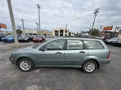 2005 Ford Focus ZXW SE Wagon — exterior of the exact listed vehicle