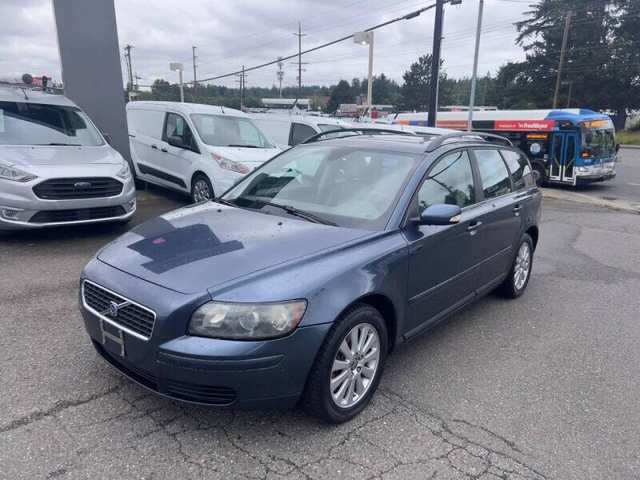 2005 Volvo V50 2.4i — exterior of the exact listed vehicle