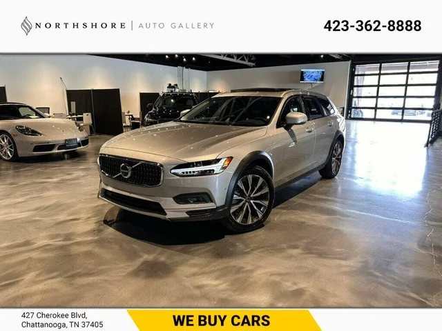 2025 Volvo V90 Cross Country Ultra — representative real model exterior photograph